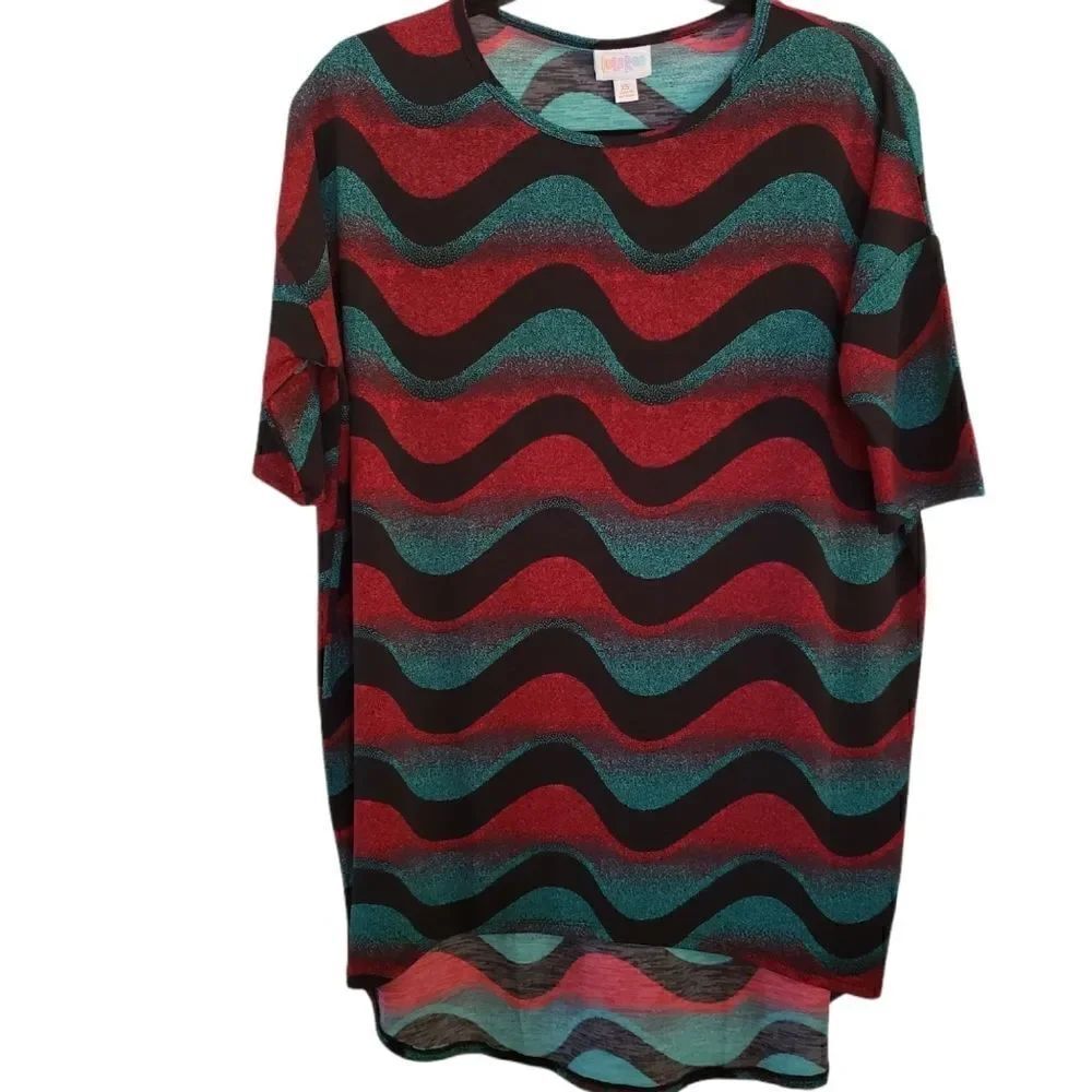 NWOT LuLaRoe Simply Comfortable Irma Tunic…